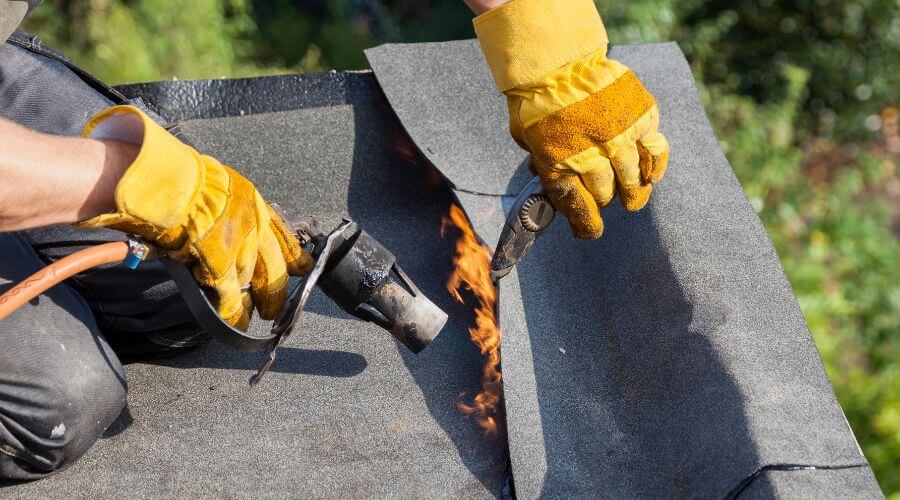 Expert Emergency Roof Repairs services in Toomsuba, MS